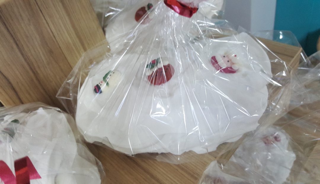 Christmas Cakes – £5